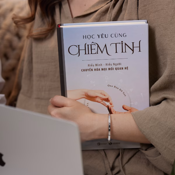 Book Carousel slider 3